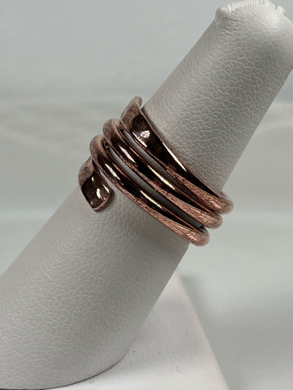 Solid Copper Coiled Band Ring Textured Hammered Finish Size 6 - Picture 2 of 7